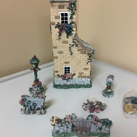 Ivy & Innocence Limited Edition - Picture 6 of 7